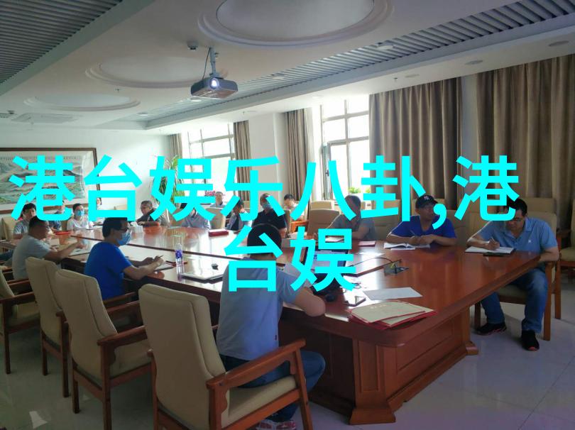 暮色中跌落一段情感的回声