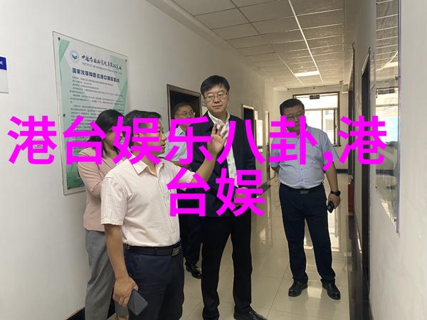 中国国际时装周犹如一位时尚女王在2013年秋冬系列的红毯上缓缓开幕