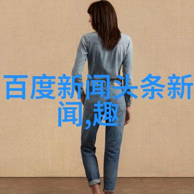 你知道吗在秋冬时节成为精致5060岁女性的标配羊绒衫不仅是温暖的衣物更是散发浓浓女人味的必备装备