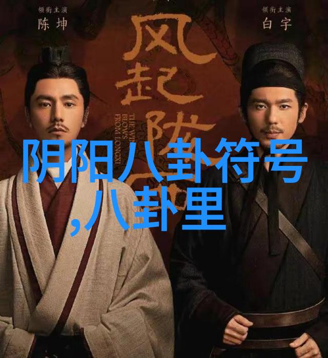 娱乐公司怀孕五个月的美丽女星逛街显大肚普通公务员老公温馨相伴