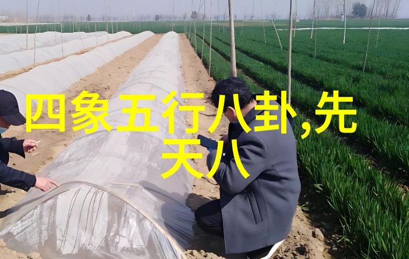 今日头条最新消息杨千嬅同行老公与新欢逛街醉酒脸红脚步飘逸对比