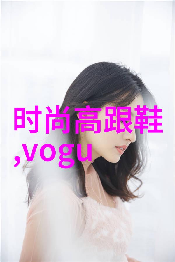 李玉刚老婆和女儿照片反复描绘女主重生睡遍娱乐圈的妻子写真