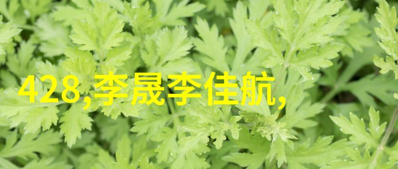 修杰楷的帅气造型在北京东方时尚驾校的活动中闪耀他温暖的话语透露了他对贾静雯封后情况的关心