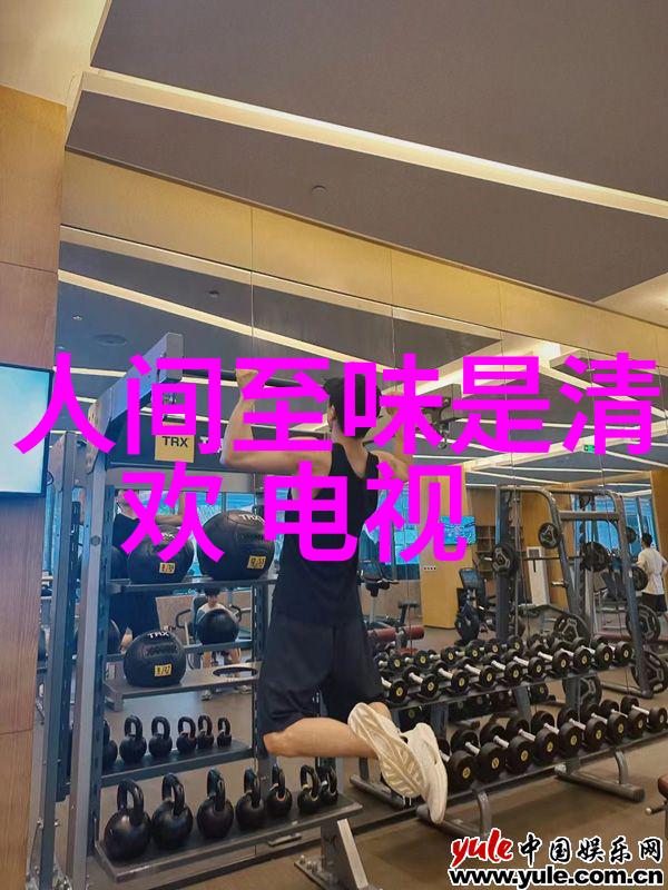 邢菲亮相COSMO时尚盛典数据分析揭秘羽毛裙锁骨杀场上演