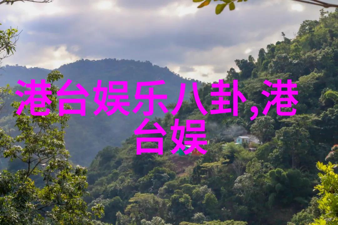 时尚比基尼夏季必备的泳池魅力