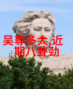 春日偶遇女人迈开腿男人要吃草莓的温馨小故事