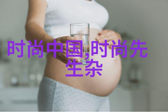 台湾风云下的邵兵大叔热不装节目遭嘲笑已过气只能依靠岁月印记