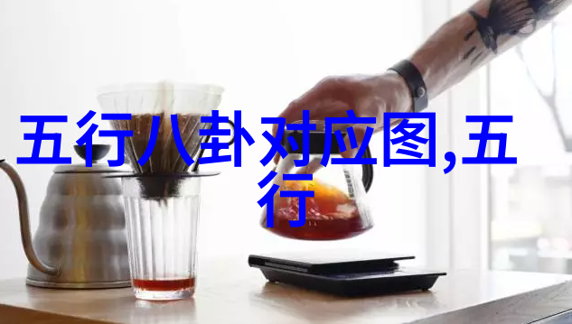 杨丞琳与李荣浩现身南京电影院公开秀恩爱不做作