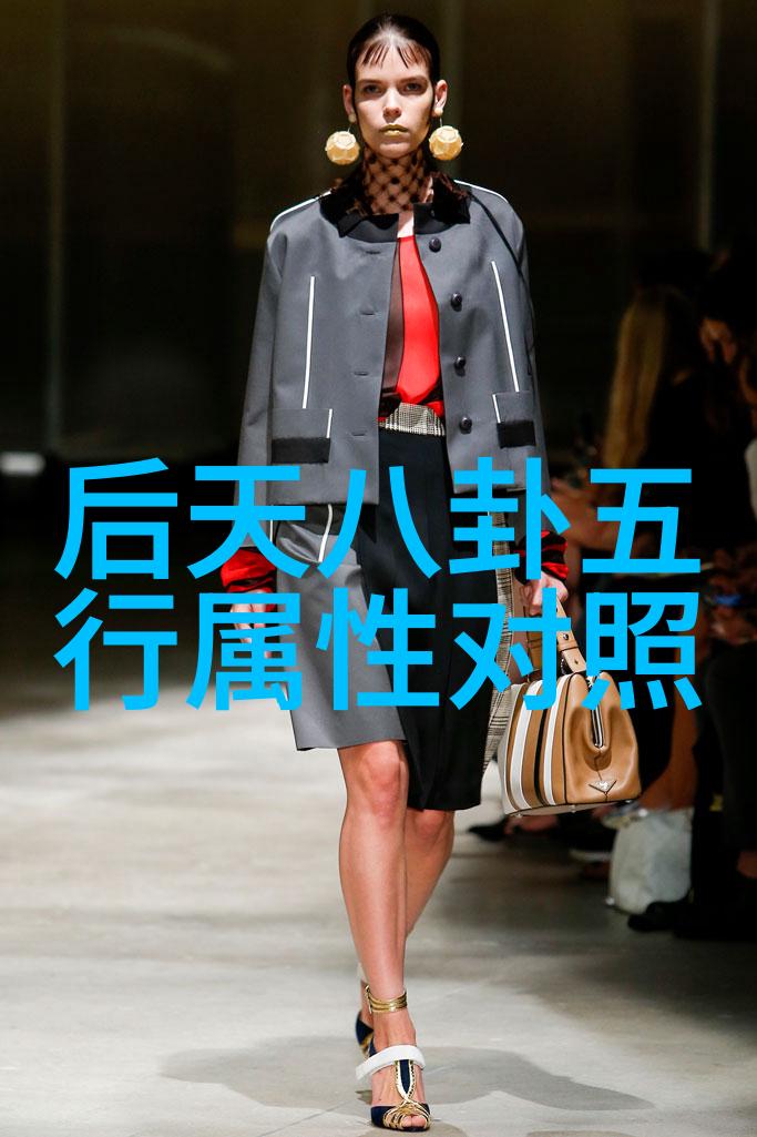左耳带你沉浸邓孝慈新作无染官方宣布白发风采透着淡然之美