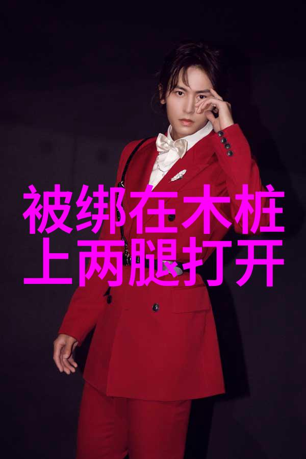 如何在女性写真中传递强烈的个性和情感表达