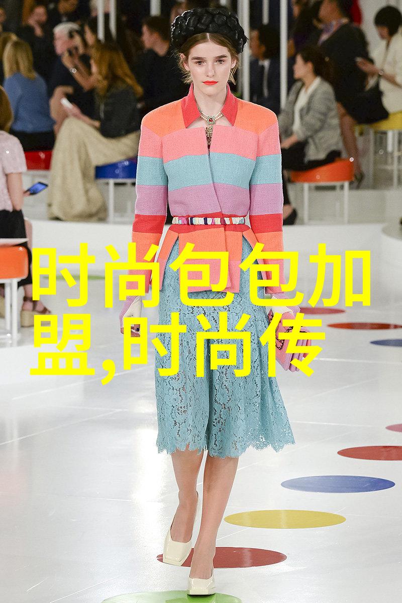李玉刚老婆和女儿照片的反复回响青娱乐中的妻子形象
