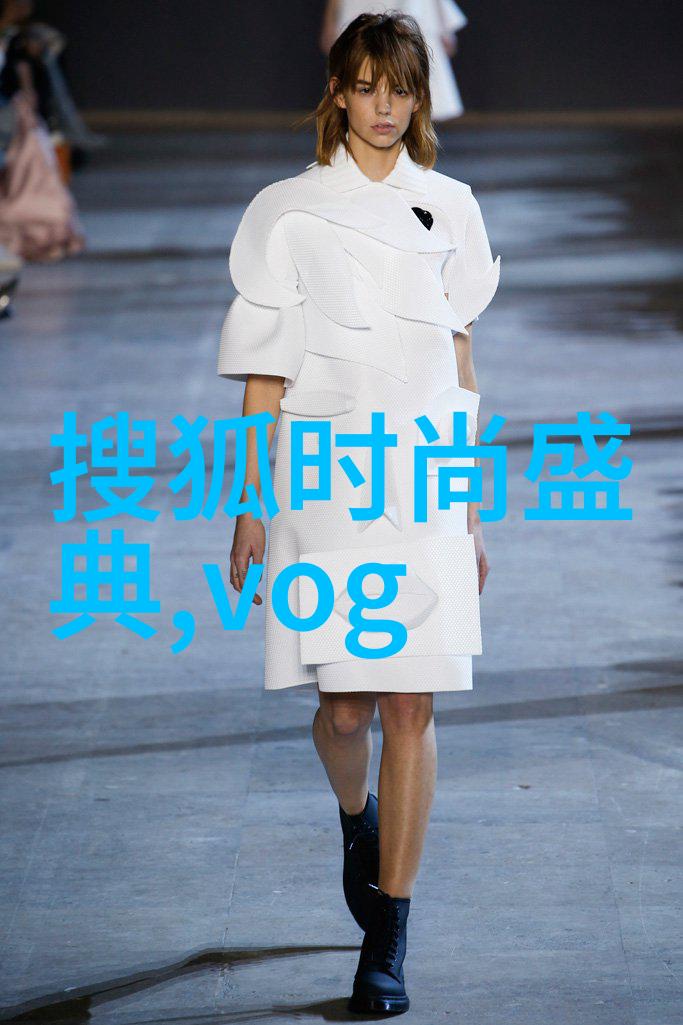 静谧森林与城市繁华探索现代女性多面性