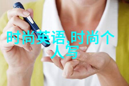 头条军事朱丹素颜变身兵母网友惊叹认不出喂娃照曝光敬业一面被赞无比