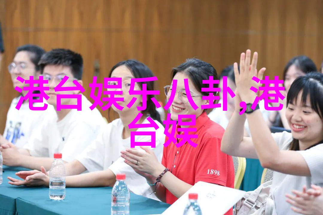 汤加丽艺术写真我与汤加丽的美妙对话一场摄影师与模特之间的艺术探险