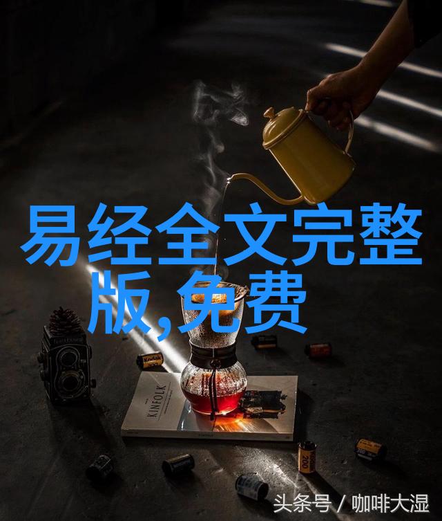 林允甜蜜抱玩偶写真糖果系中的治愈之恋