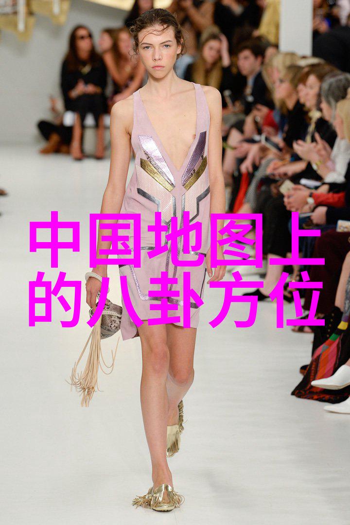 探索少女写真背后的文化象征与审美标准